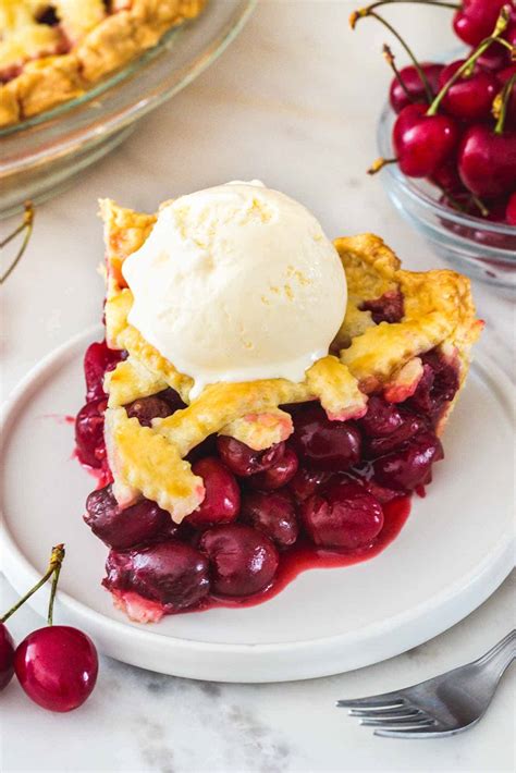 A cherry pie that’s as sweet (or sour) as you want it to be